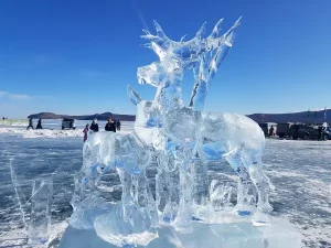 Ice_Sculptures_blue_pearl_ice_festival