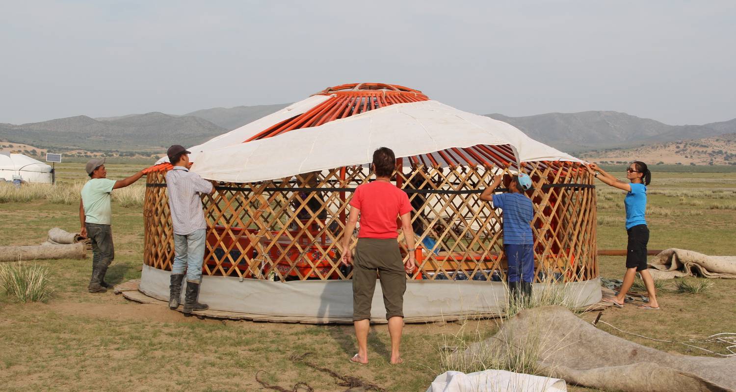 building yurt