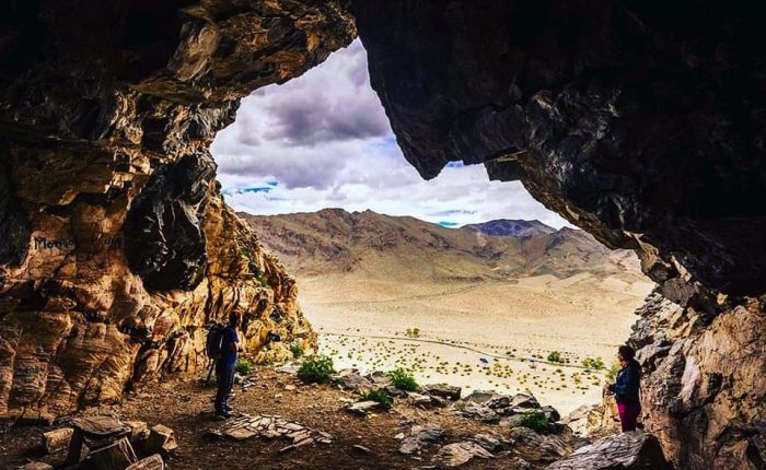 Gurvan Tsenkheriin cave